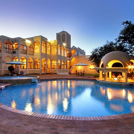 Victoria Falls Rainbow Hotel Exterior photo