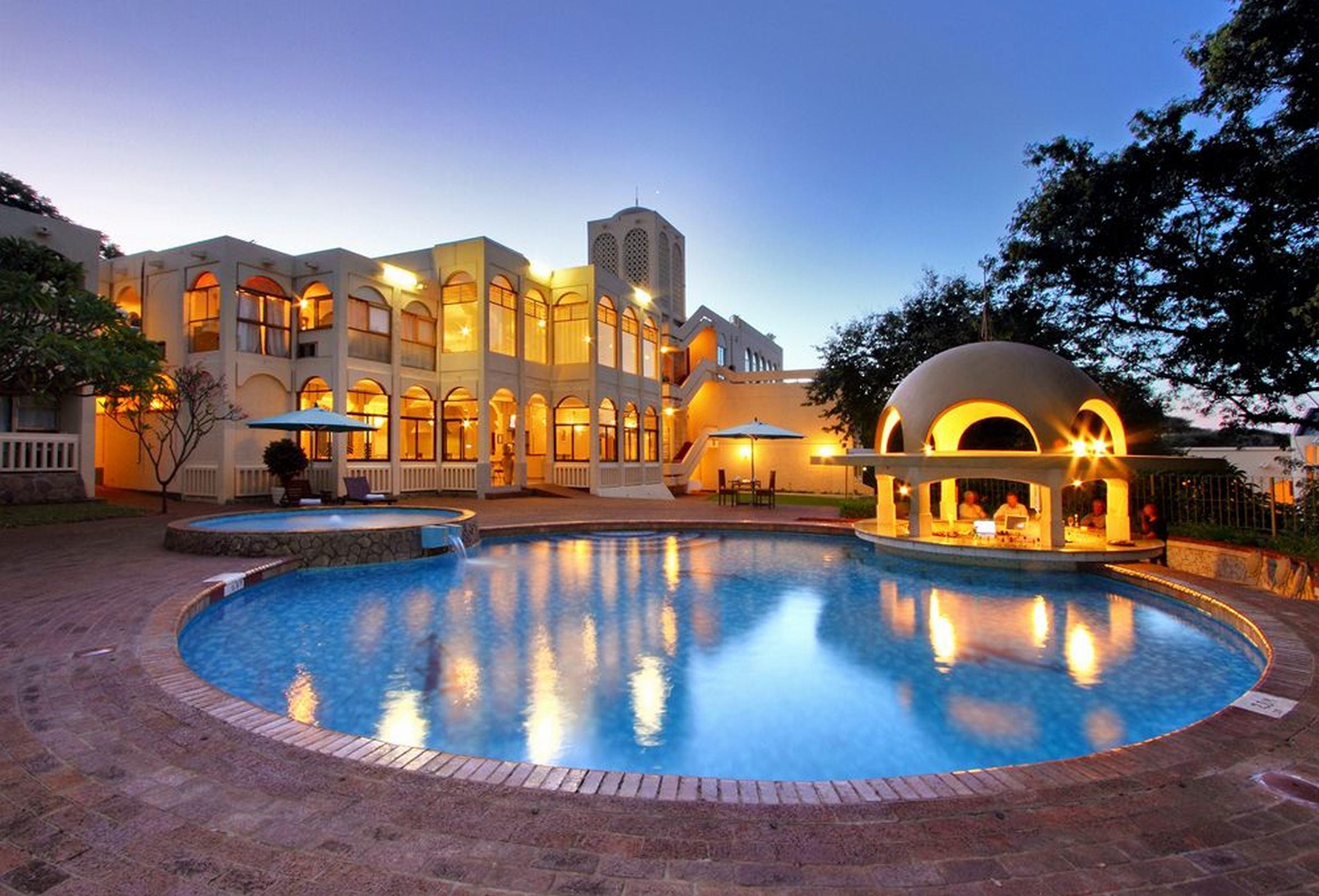 Victoria Falls Rainbow Hotel Exterior photo