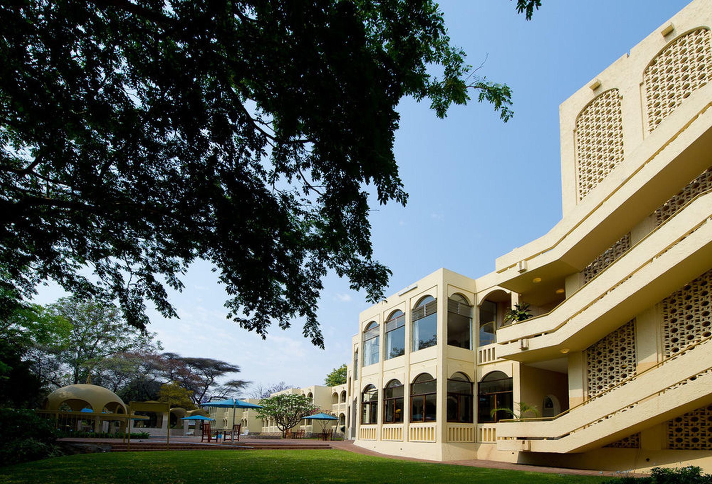 Victoria Falls Rainbow Hotel Exterior photo